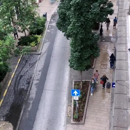 King Street 62m2 Balcony View Apartment